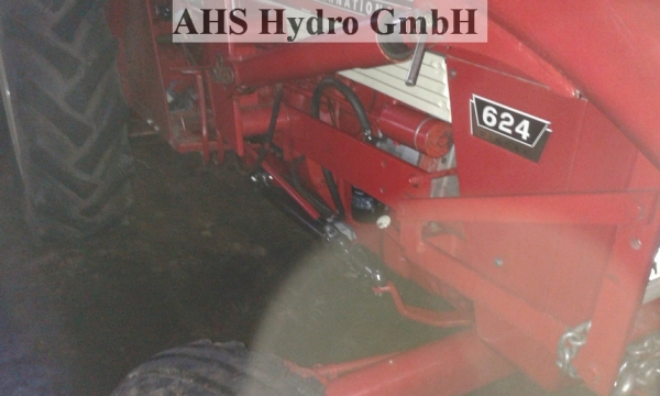 IHC Hydraulische Lenkung CASE IH IHC mit 14ccm Pumpe + Ölstromregulierer